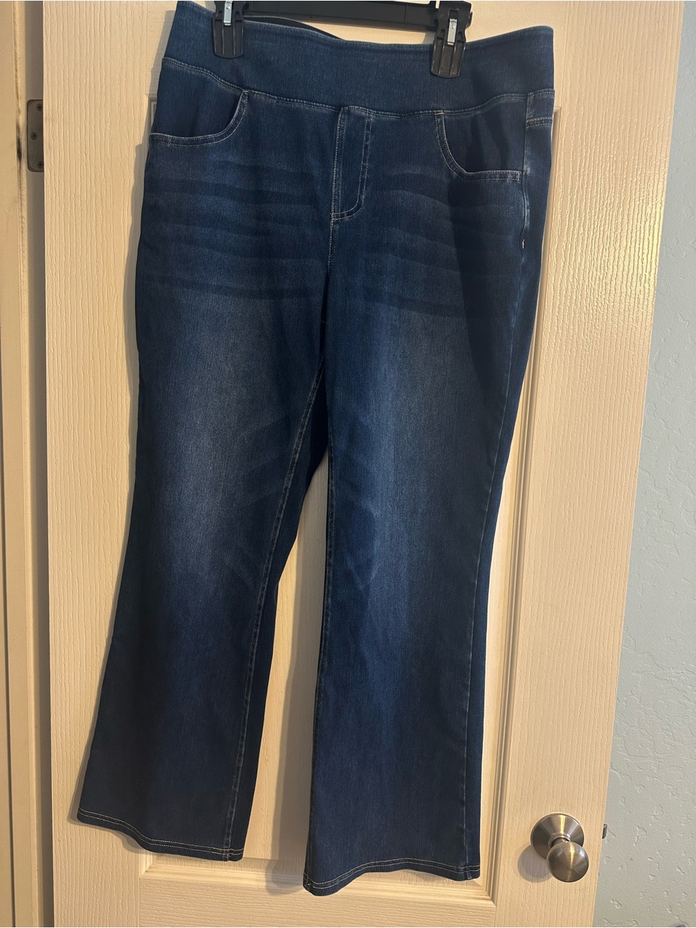 HALARA Dark Blue Flare Jeans - GUC